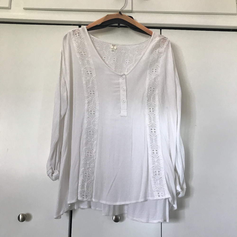 Long sleeve white shirt